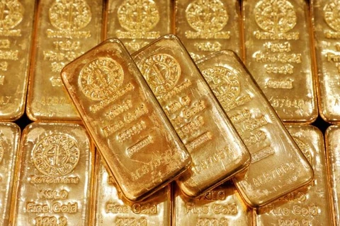 Giá vàng thế giới giảm do đồng USD tăng lên gần mức cao nhất 6 tuần