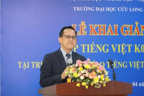 Mở lớp tiếng Việt cho cán bộ, nhân viên công nghệ-truyền thông Lào