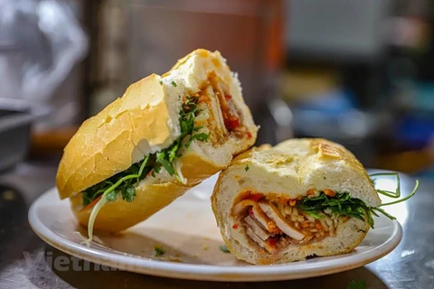 Bánh mỳ Việt Nam đứng thứ 7 trong top 50 món ăn đường phố ngon nhất