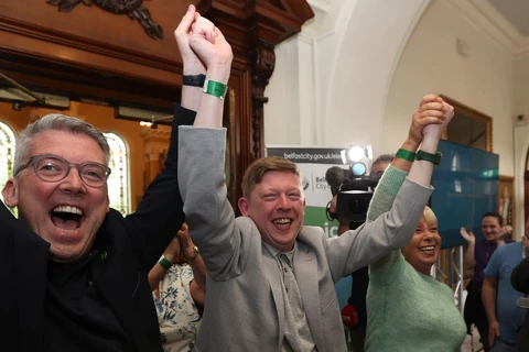 Bắc Ireland: Đảng Sinn Fein chiến thắng trong cuộc bầu cử địa phương