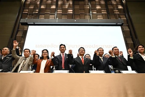 Ủy ban bầu cử Thái Lan xem xét đơn kiện lãnh đạo đảng Tiến bước