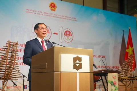 ‘Quan hệ Việt Nam và Singapore ngày càng tin cậy và bền chặt’