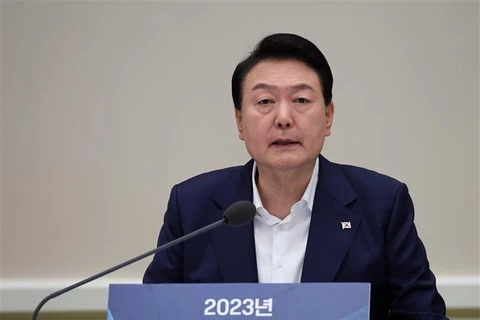 Tỷ lệ ủng hộ Tổng thống Hàn Quốc sụt giảm lần đầu tiên sau 4 tuần