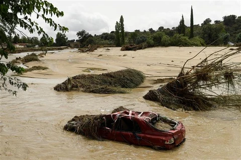 Bão và mưa lớn bất thường tại Tây Ban Nha khiến 2 thiệt mạng