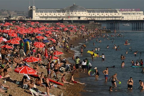 Người dân nước Anh đang trải qua tháng 9 nắng nóng kéo dài kỷ lục 