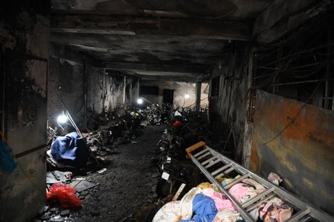 Hiện trường vụ cháy chung cư mini khiến nhiều người thương vong