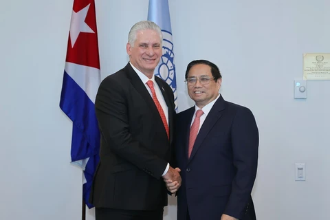 Thủ tướng Phạm Minh Chính hội kiến Bí thư thứ nhất, Chủ tịch Cuba 