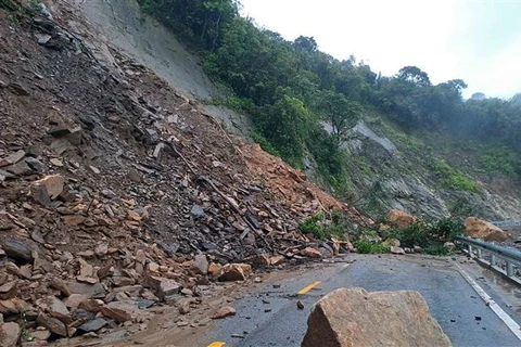 Mưa lớn tại Lào Cai gây thiệt hại về nhà ở, sạt lở nhiều tuyến đường 