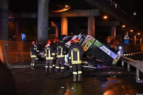 Vụ tai nạn xe buýt tại Italy: Lái xe có thể gặp vấn đề sức khỏe 