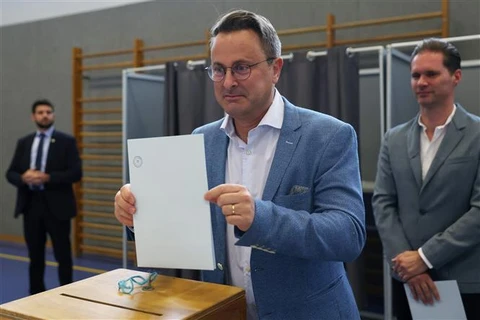 Chính phủ Luxembourg nộp đơn từ chức sau cuộc bầu cử nghị viện 
