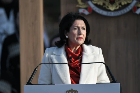 Tổng thống Gruzia Salome Zurabishvili tuyên bố không từ chức