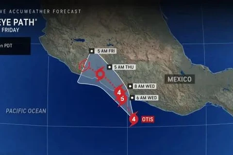 Cơn bão Otis nhanh chóng mạnh lên khi áp sát bờ biển Mexico