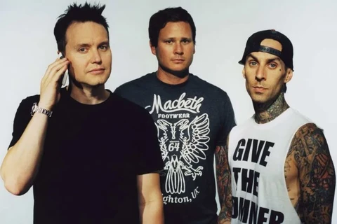 Ban nhạc rock Blink-182 vừa tái hợp đã đoạt quán quân Billboard 200