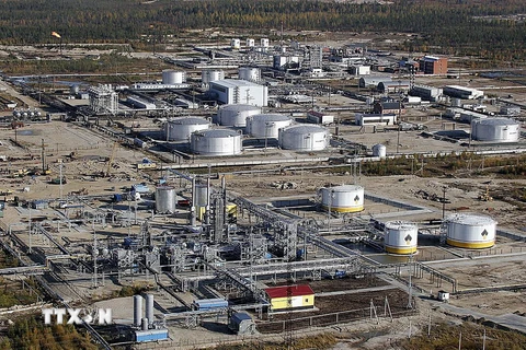 Nhà máy lọc dầu Rosneft ở thị trấn Gubkinsky, vùng Siberia thuộc Nga. (Ảnh: AFP/TTXVN)