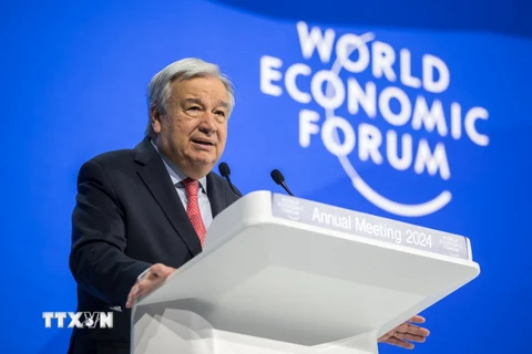 Tổng thư ký Liên hợp quốc Antonio Guterres phát biểu tại hội nghị thường niên của Diễn đàn Kinh tế Thế giới (WEF) ở Davos, Thụy Sĩ ngày 17/1. (Ảnh: AFP/TTXVN)