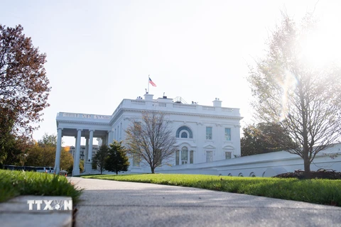 Quang cảnh Nhà Trắng tại Washington, DC, Mỹ. (Ảnh: AFP/TTXVN)