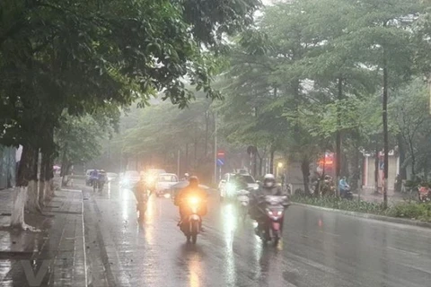 Thủ đô Hà Nội có mưa. (Ảnh: Huy Khánh/Vietnam+)