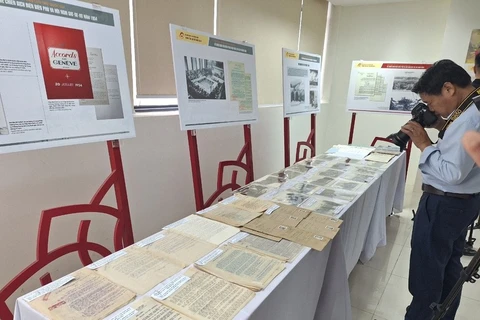 Trung tâm Lưu trữ Quốc gia III đang bảo quản nhiều tư liệu về Chiến thắng Điện Biên Phủ và Hiệp định Geneve. (Ảnh: Minh Thu/Vietnam+)