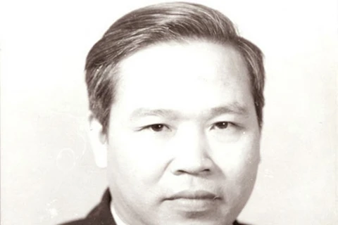 Nhà thơ Cù Huy Cận.