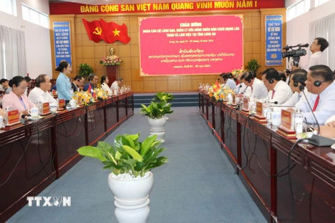 Quang cảnh buổi làm việc. (Ảnh: Thanh Bình/TTXVN)