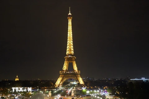 [Photo] Chiêm ngưỡng tháp Eiffel hoa lệ tại kinh đô ánh sáng