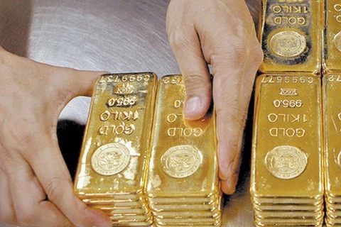 Giá vàng châu Á đạt đỉnh trong 3 tuần qua do kinh tế Mỹ ảm đạm