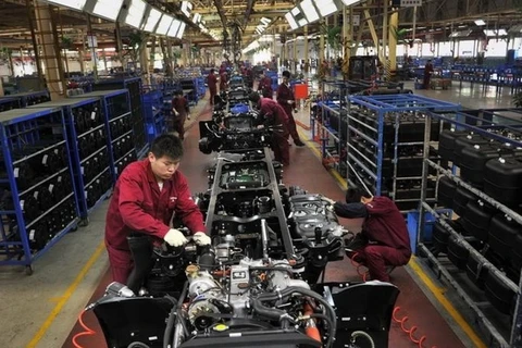Ngành chế tạo ở Trung Quốc hồi phục nhờ chính sách nới lỏng