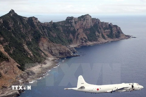 Máy bay của Lực lượng phòng vệ biển Nhật Bản bay qua vùng ADIZ mà Trung Quốc tự công bố trên Biển Hoa Đông. (Nguồn: AFP/TTXVN)