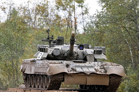 Xe tăng T-80. (Nguồn: nationalinterest.org)
