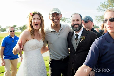 Sự kiện diễn ra ở sân golf Torrey Pines, gần San Diego khi gia đình Tobe chuẩn bị tổ chức lễ cưới.