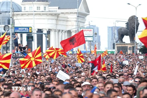 Biểu tình quy mô lớn ở Macedonia. (Nguồn: AFP/TTXVN)