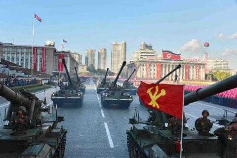 Quân đội tham gia diễu hành kỷ niệm 70 năm thành lập Đảng Lao động Triều Tiên.