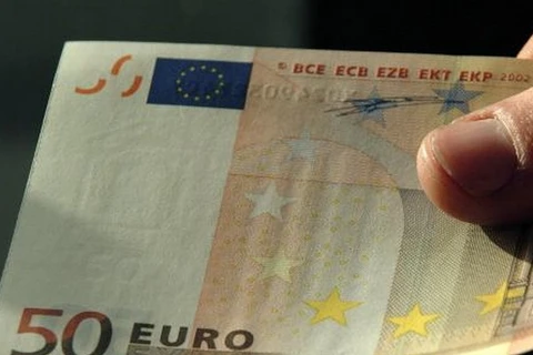 ECB dự định phát hành tiền 50 euro mới vào đầu năm 2017
