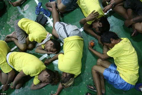 60.000 tội phạm ma túy đầu hàng do khiếp sợ Tổng thống Philippines