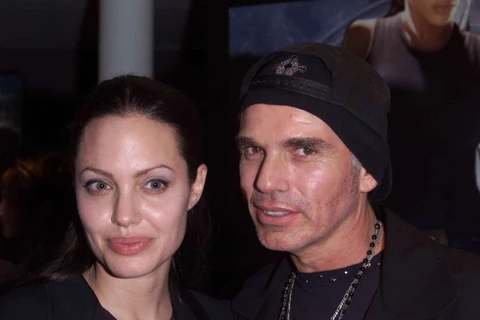 Jolie gặp nam tài tử Billy Bob Thornton khi đóng "Pushing Tin" (1999).