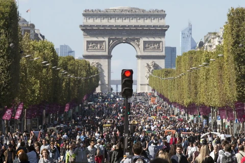Ngày không ôtô tại Paris. (Nguồn: pbs.org)