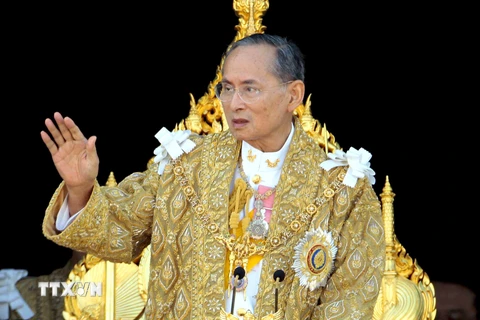 Sức khỏe Nhà vua Thái Lan có nhiều chuyển biến xấu