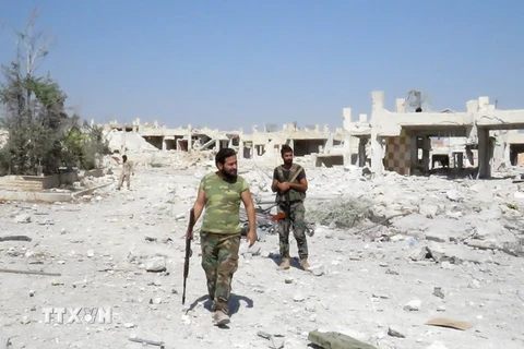 Cảnh tàn phá sau các cuộc giao tranh tại Aleppo. (Nguồn: AFP/TTXVN) 