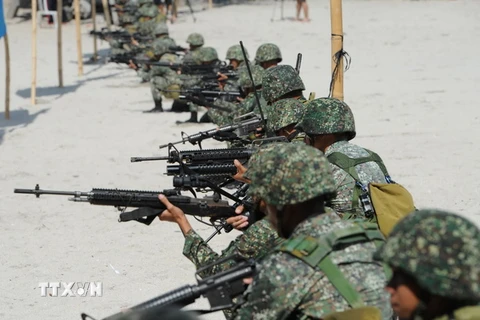 Binh sỹ Philippines tham gia cuộc tập trận. (Nguồn: AFP/TTXVN)