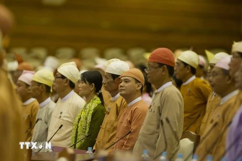 Các nghị sỹ Myanmar. (Nguồn: AFP/TTXVN) 