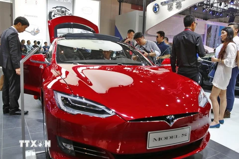 Mẫu xe Model S của hãng Tesla. (Nguồn: EPA/TTXVN)