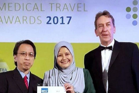 Bà Sherene Azli, CEO Hội đồng Du lịch Chăm sóc Sức khỏe Malaysia, tại lễ trao thưởng. (Nguồn: The Star)