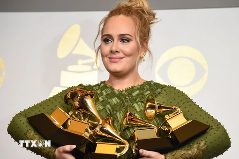 Adele là nghệ sỹ âm nhạc giàu nhất Anh và Ireland