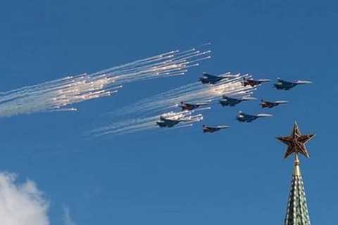 Không quân Nga diễn tập hoành tráng chuẩn bị cho Ngày chiến thắng 
