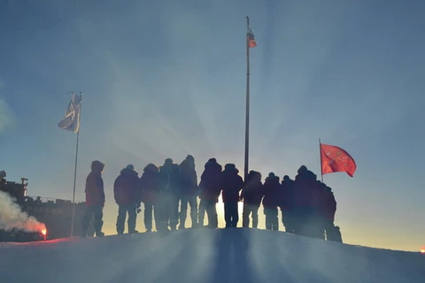 [Photo] Các nhà thám hiểm Nga kỷ niệm ngày khám phá Bắc cực 