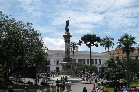 Thủ đô Quito của Ecuador. (Nguồn: lonelytreetours)