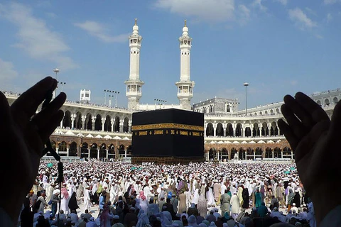 Chuyến hành hương của những người theo đạo Hồi tới vùng đất thiêng liêng Mecca. (Nguồn: english.alarabiya.net)