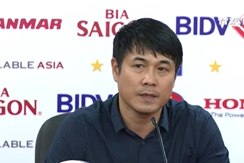 Huấn luyện viên Hữu Thắng tỏ ra khá tự tin khi trao đổi với báo chí trước trận đấu.