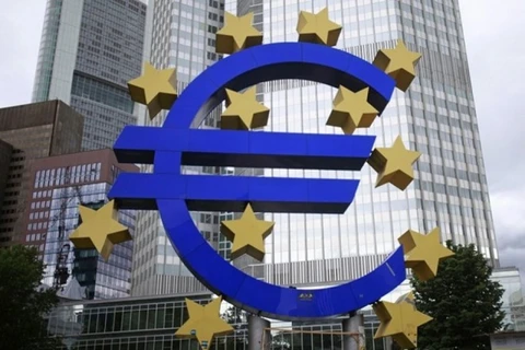 Châu Âu chật vật vì COVID-19, Eurozone có thể rơi vào suy thoái kép