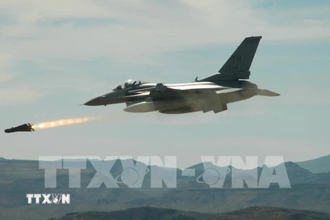 Máy bay F-16 của Mỹ tham gia một buổi tập trận ở Arizona (Nguồn:TTXVN)